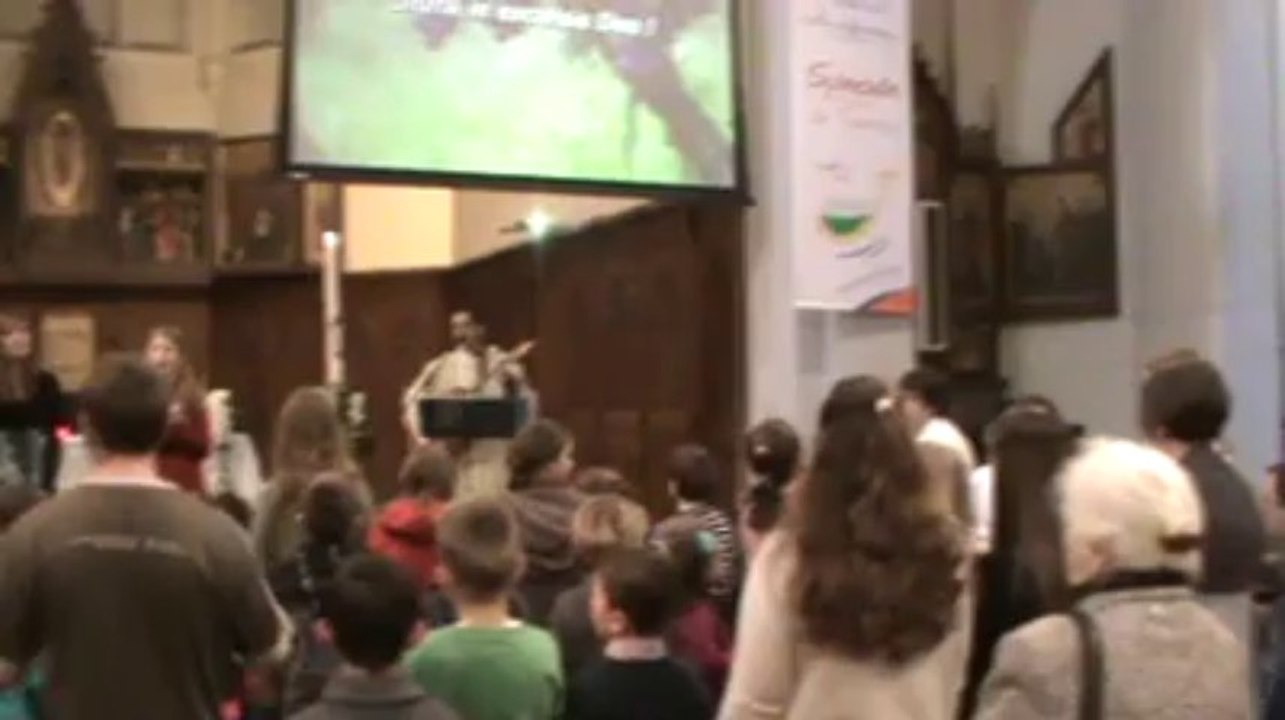 Messe karaoké en l'église Notre-Dame Auxiliatrice