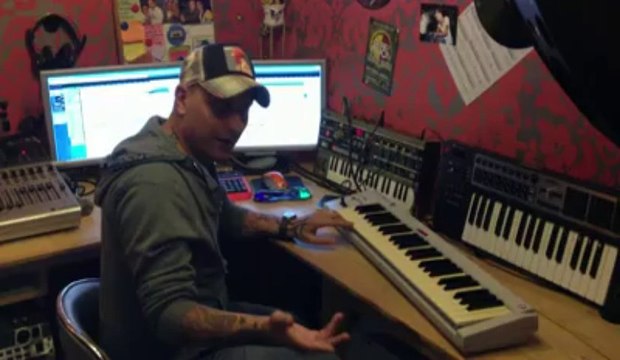 LIège: DJ Furax dans son studio