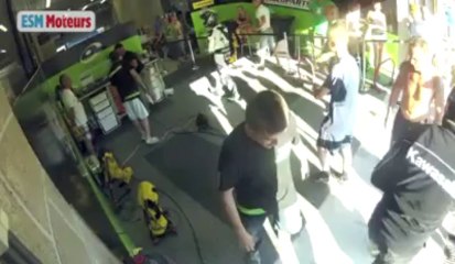 BMEC - 6 H Francorchamps - Timelapse dans le stand 96 (2Fast Concept/Kawasaki)