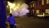 Mouscron: une voiture sans permis prend feu rue du Congo