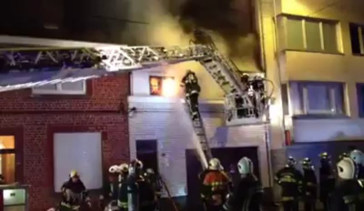 Mouscron: une dame de 79 ans échappe de justesse à l'incendie de sa maison