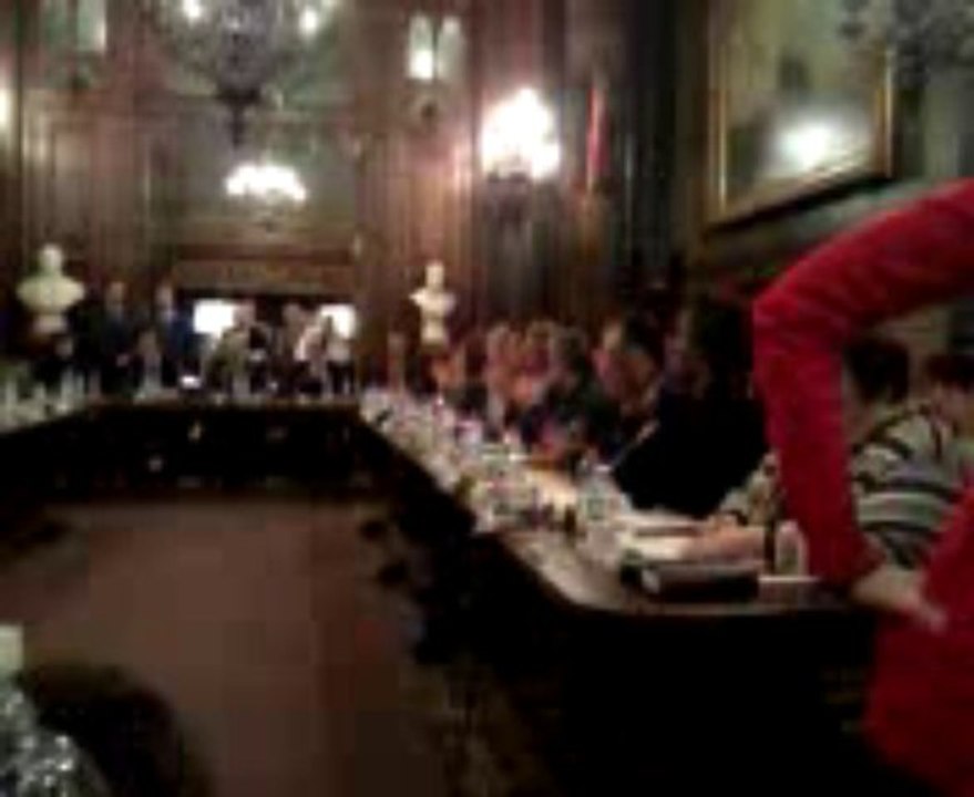 Incidents lors de la prestation de serment de l'élu Islam à Anderlecht