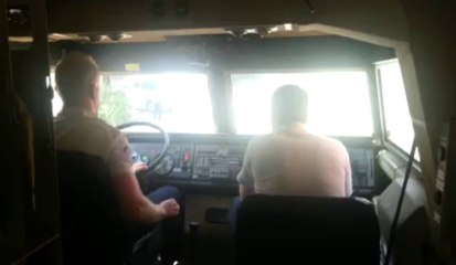 A l'intérieur d'un APC :  Armoured Personnel Carrier