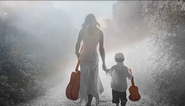 Zeki Müren - - Bir gönlüme bir hâl-i perişânıma baktım