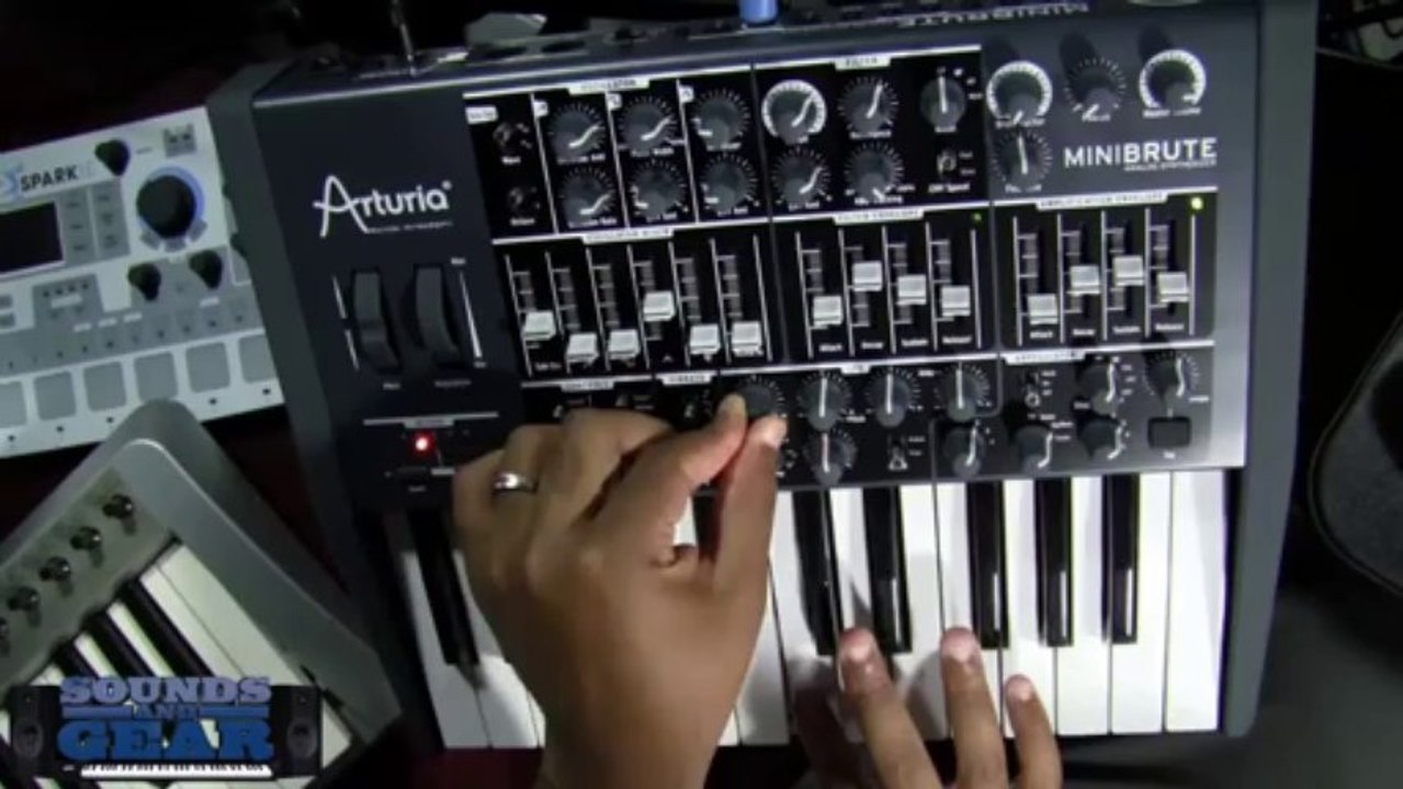 Review: Arturia MiniBrute analog synthesizer