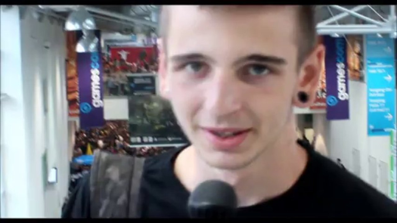 PS4 (PS4) - Micro-trottoir: PS4 ou Xbox One?