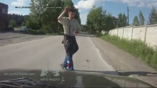 Road Rage / Traffic Accidents - drunk russian - no accident.