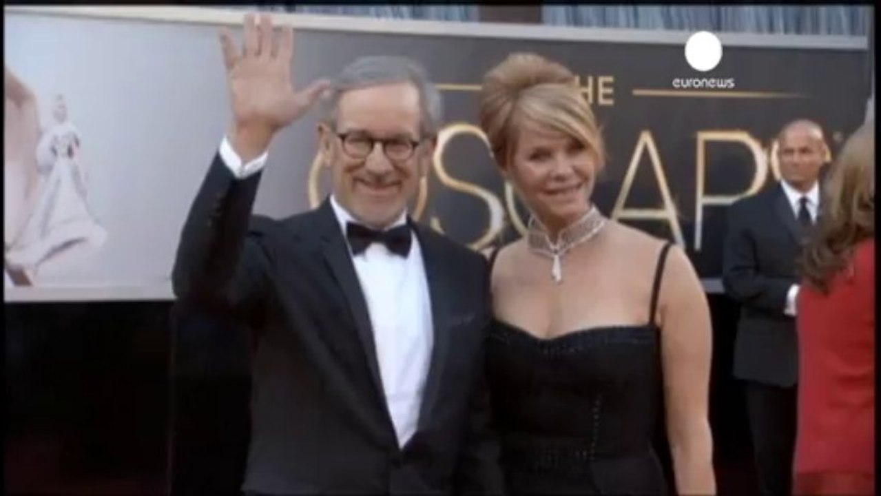 Madonna top of the cash pops