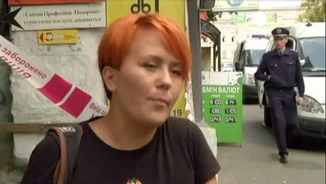 FEMEN activists decry police 'plant' of weapons in Kiev...