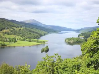 Lunova Labs - Holding on (Time Lapse #2)