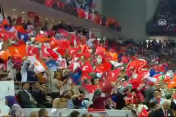 Download Video: Başbakan Erdoğan kongre salonunda