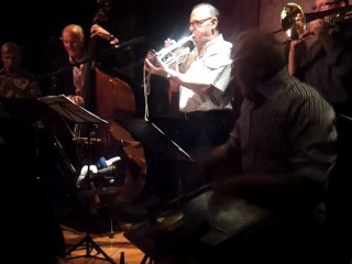 Prostatic Jazz Band - Jean Maurer  au washboard - Café des Arts - Grenoble
