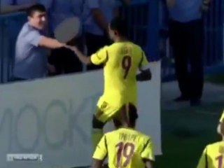 Le but et la célébration "à la russe" de Samuel Eto'o