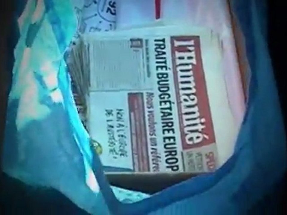 Les crieurs du Front de Gauche de Douarnenez contre le Pacte budgétaire européen