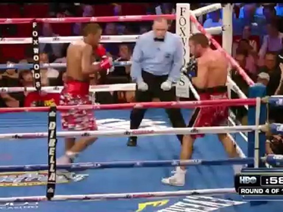 Antonin Décarie vs Alex Perez 2012-09-29