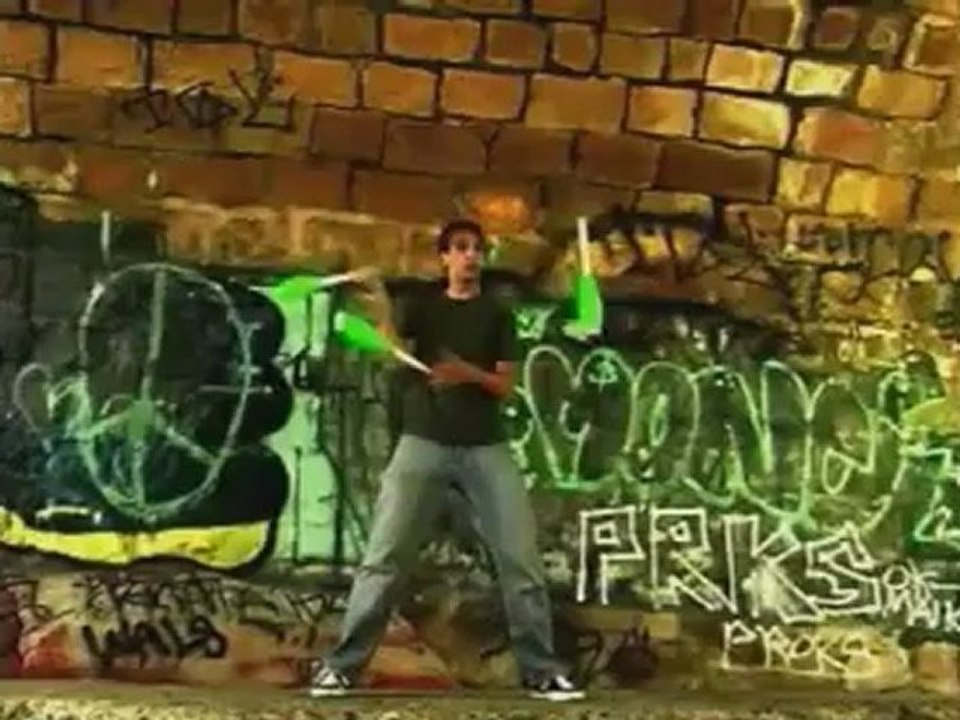 Ultimate Club Juggling by Stephen Bent (DVD) - Magic Trick