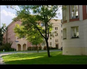 Duvarin Ardinda Kalanlar -  (1)