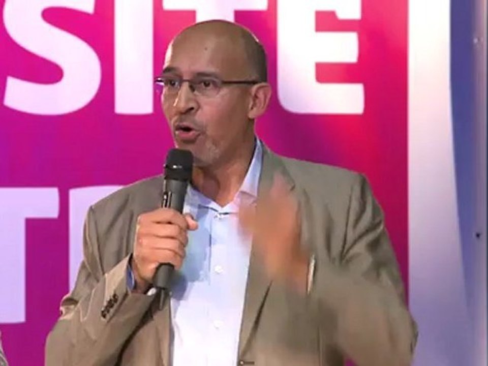 Harlem Désir sur la suppression de la TVA Sarkozy