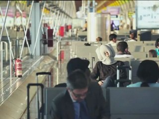 EFESTILO Una almohada-avestruz para una "siesta íntima" en medio del caos