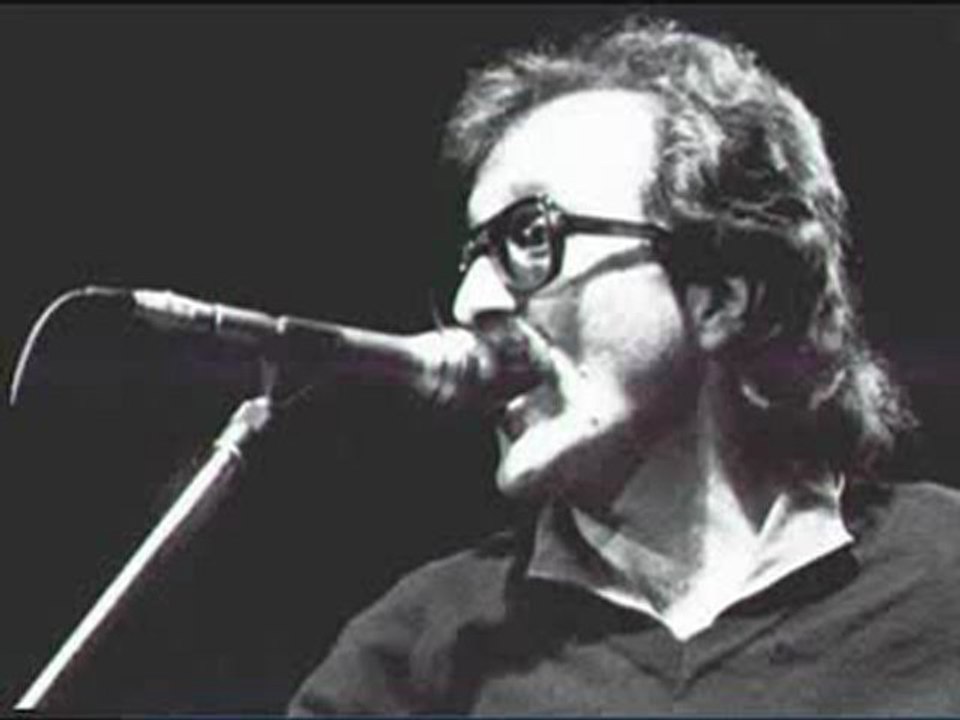 CEM  KARACA      "SAKIN   DÖNME "