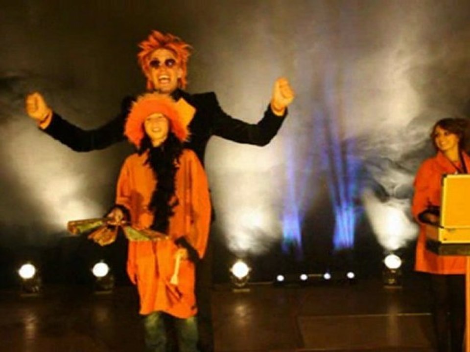 Diapo Le Magicien Orangé magie comique