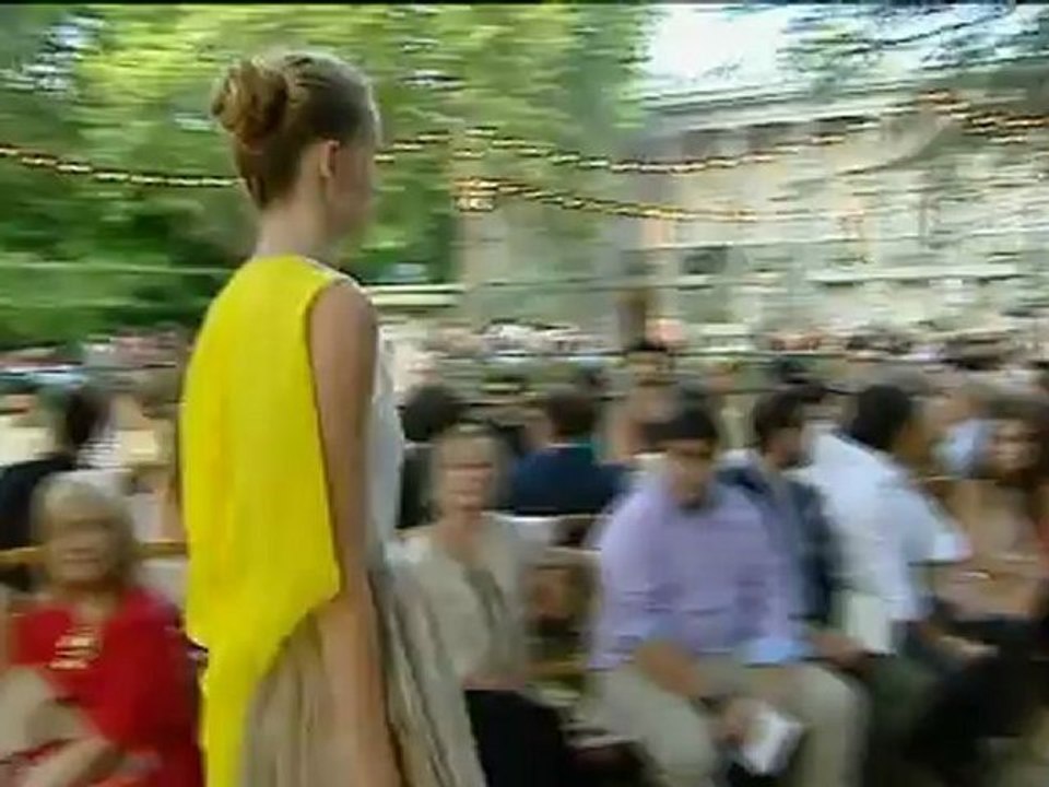 EFESTILO  Repleto de detalles de Alta Costura, así es el nuevo DelPozo