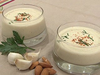 Ajo Blanco ou Gaspacho à l'ail - 750 Grammes