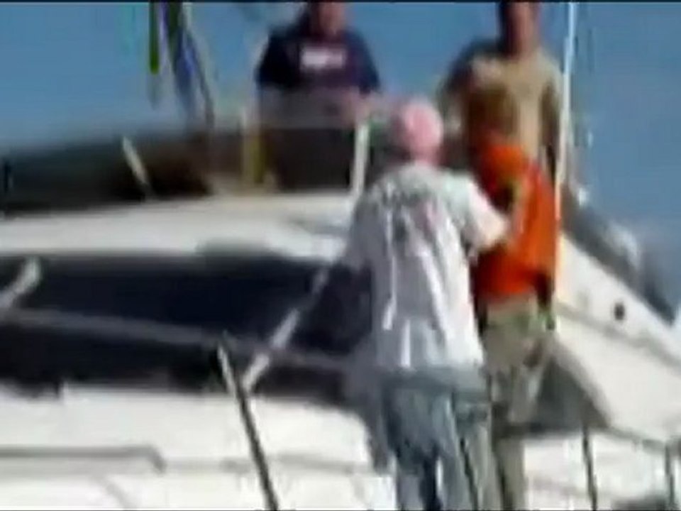Kimi Räikkönen falling down from Yacht (with rare 2nd part!)
