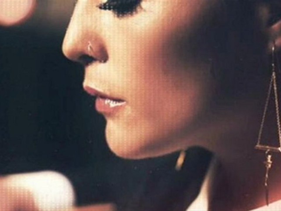 Jessie Ware gets called by StuBru as next guest for Club 69 12th September 2012