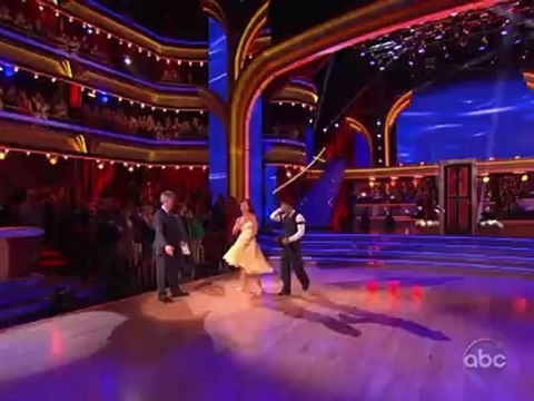 Apolo Anton Ohno & Karina Smirnoff - Quickstep
