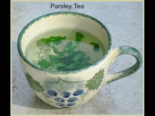 How to Make Parsley Tea Using Fresh or Dried Parsley
