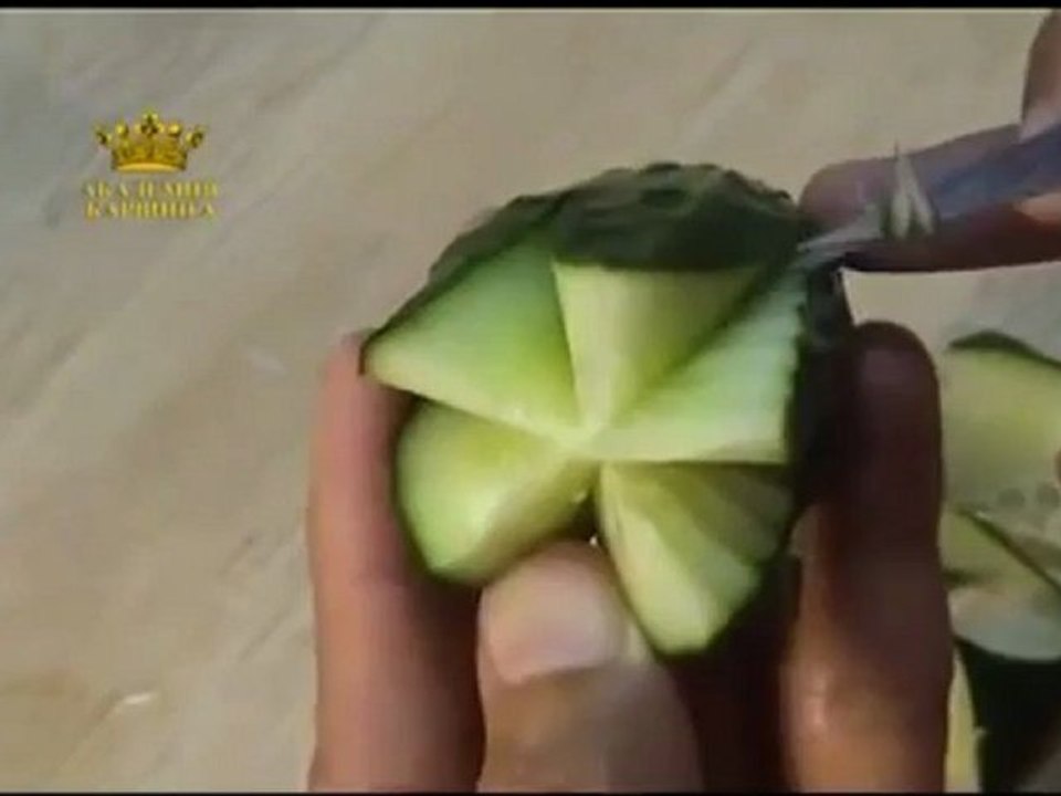 Карвинг видео что делать с огурцами