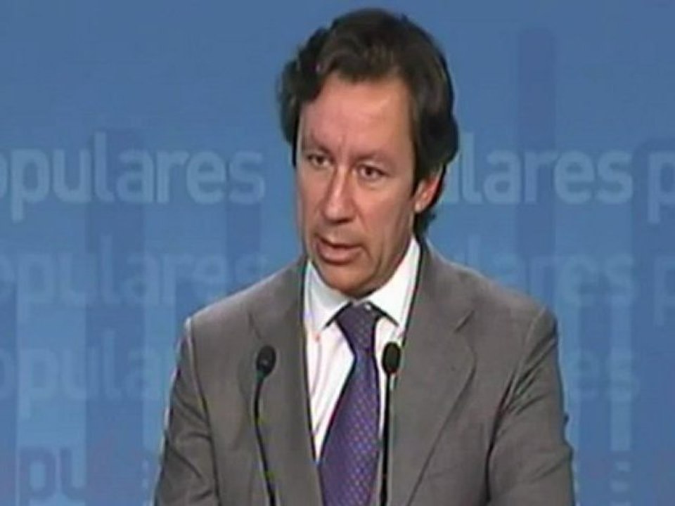 Floriano: "Los Presupuestos apuestan por menos Administración, más sociedad y mejor gobierno"
