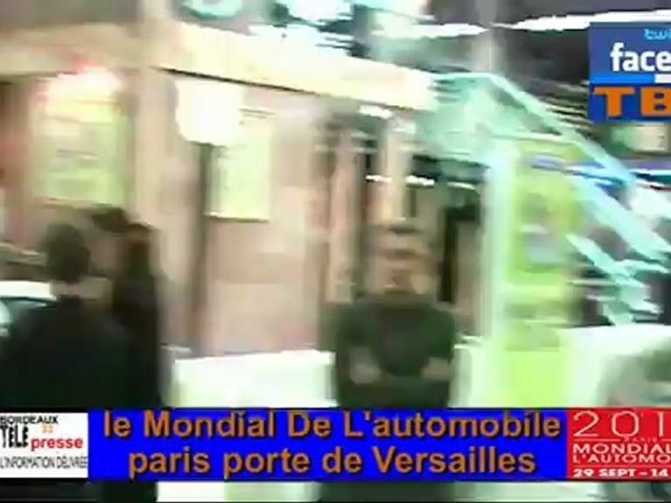 les salariés de Ford au Mondial de l'automobile paris porte de Versailles