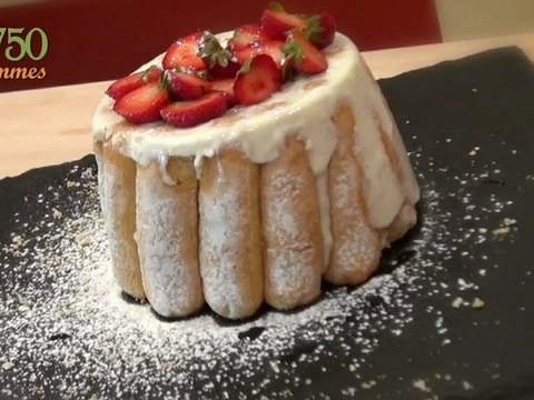 Charlotte au fromage blanc et aux fraises - 750 Grammes