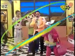 Gil Garza conduce Acábatelo