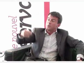 Tải video: Droite-gauche, banlieue, finances ... ce que disait le candidat Valls à la primaire