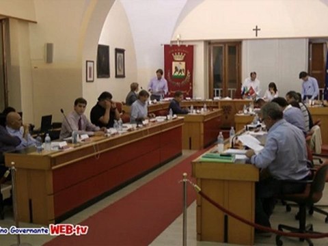 Consiglio comunale 28 settembre 2012 punto 1 spiaggia per cani votazioni