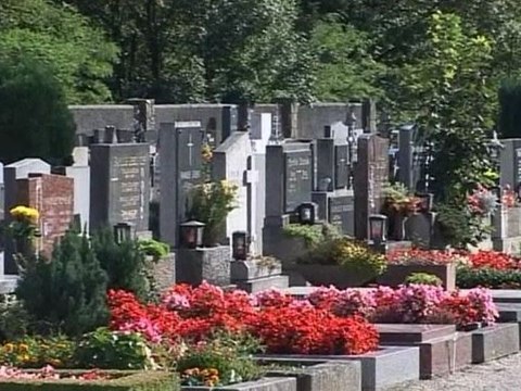 Gravestones Get Digital Twist in Austria