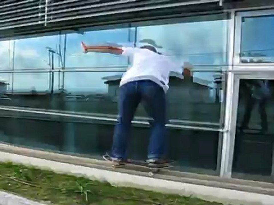 Emanuel Costa - Março skate footage