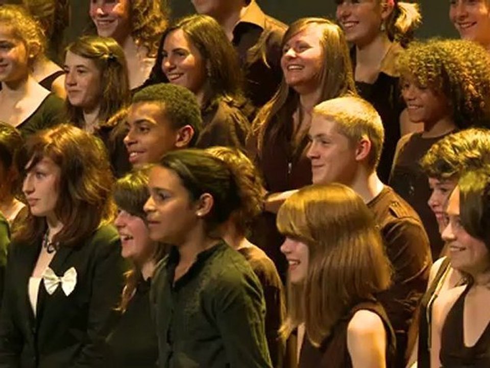 "Au cinéma" - La chanson du dimanche / chorale du Collège REVERDY (Sablé sur Sarthe - Marc Leroy)