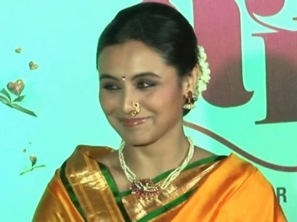 Rani Mukerji Grieves On Yash Chopra's Goodbye To Bollywood - Bollywood News [HD]