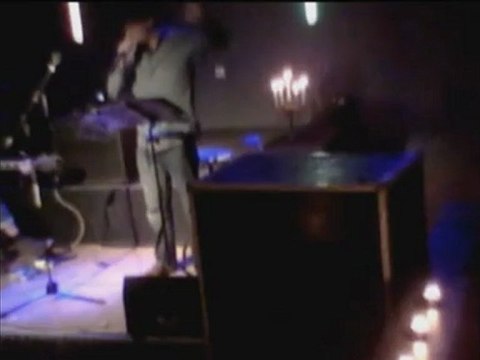 les livres de fesses invitent les copains - 03 le desir d etre inutile