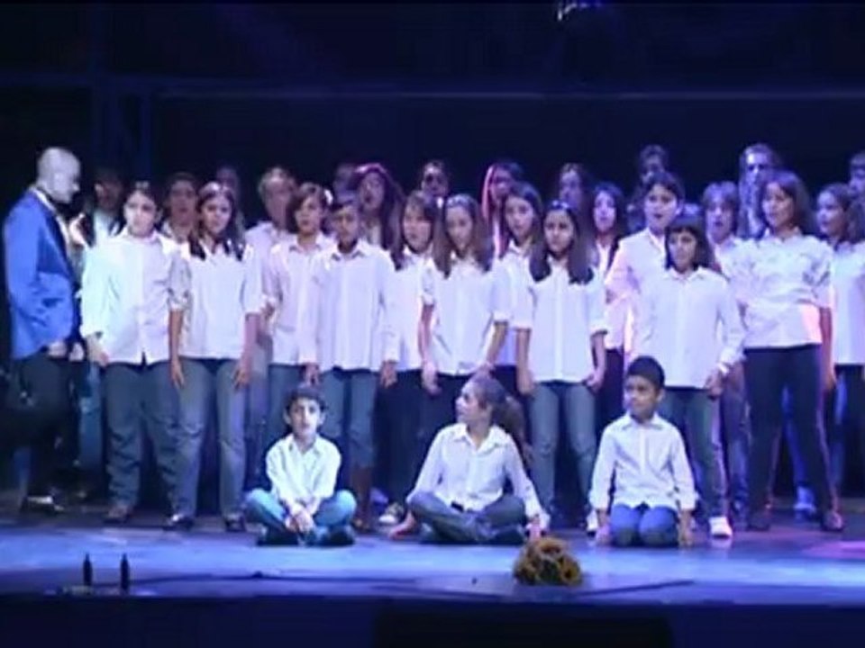 Michael Jackson resucita por segunda vez en Madrid con "Forever King of Pop"