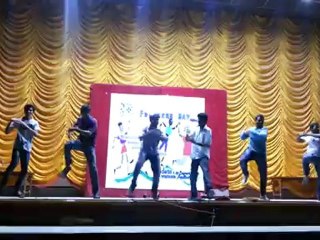 Seniors Impromptu Performance on Freshers Day NITW