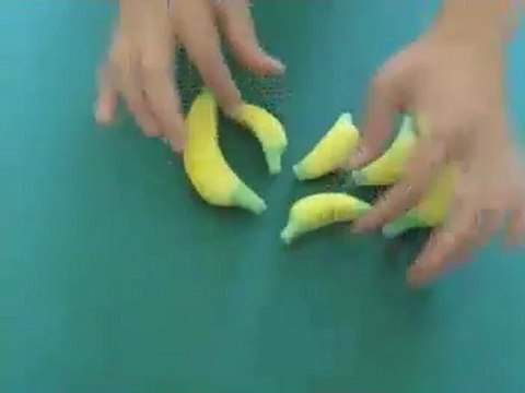 Sponge Bananas Junior by Alan Wong - Magic Trick