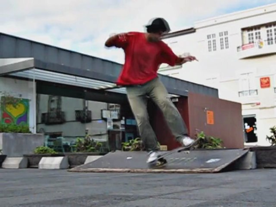 Emanuel Costa - Kills the grind box 4 !!