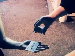 Toosh (Gimmick and DVD) by Steve Haynes - Magic Trick