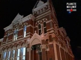 TAPS  27> LA BIBLIOTHEQUE HANTEE