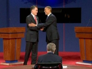 Feathers fly over Romney's Big Bird comments